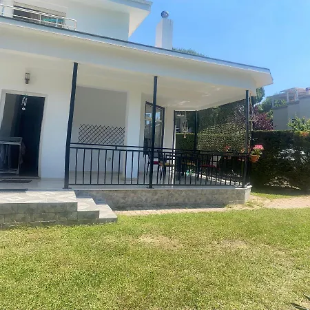 Gjiri I Lalezit, * Durres