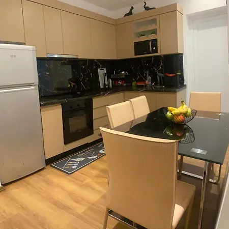 Gjiri I Lalezit, Appartamento Durrës